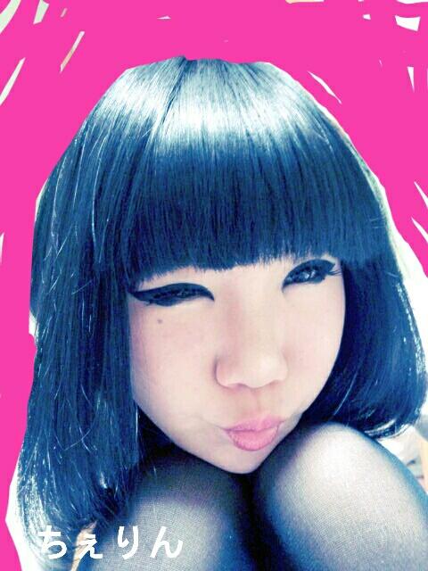 ちぇりん Sur Twitter 2ne1のclちゃんメイク なんかインパクトが足りへんな 顔が薄い なんでや W Http T Co Fezfdizguo