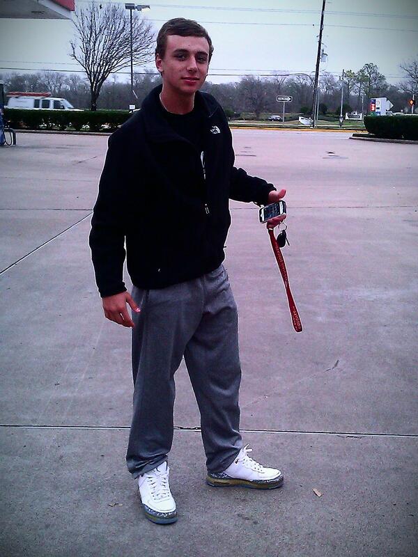 GARRETT_SANDLIN's tweet photo. @AUSTIN_WOODFIN Throwback OG's okayy okayy http://t.co/I1ZYeamWuS