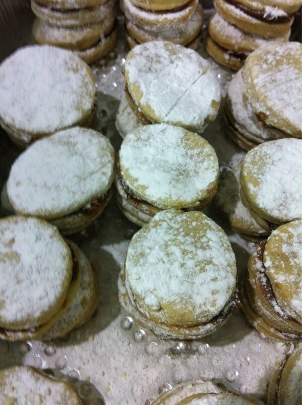 Publishing2013's tweet photo. #thisisnot delicious snacks ready for tea and coffee break! http://t.co/e9fLLiLUfu