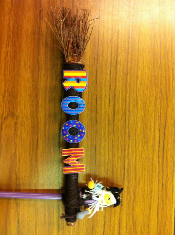 MiddlefieldCPS's tweet image. An easier one...