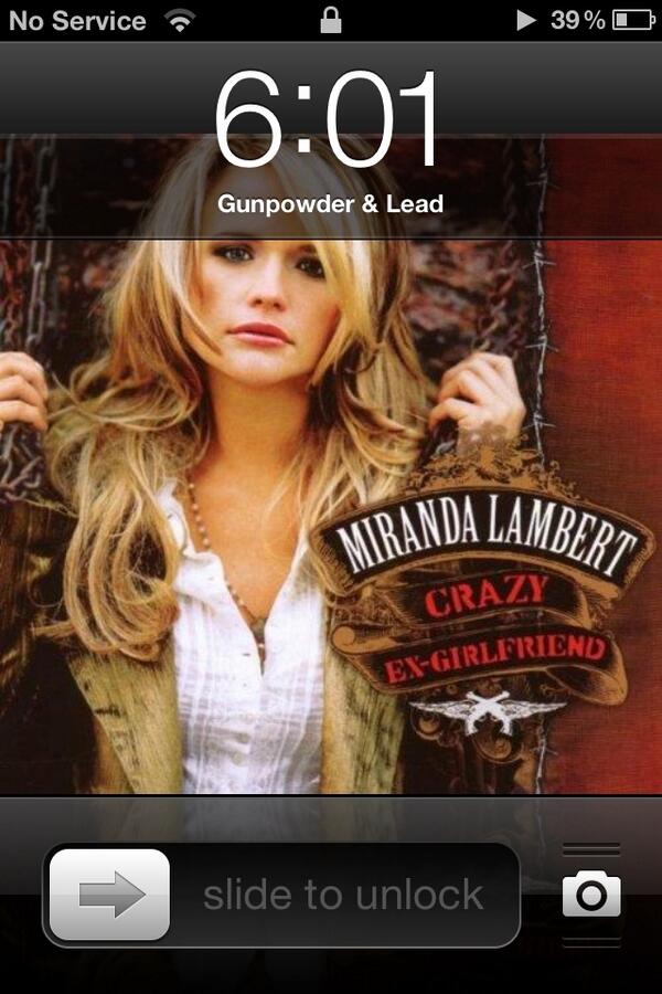 _murrrrr_'s tweet image. Meh girl Miranda lambert! #NotDoing #Homework