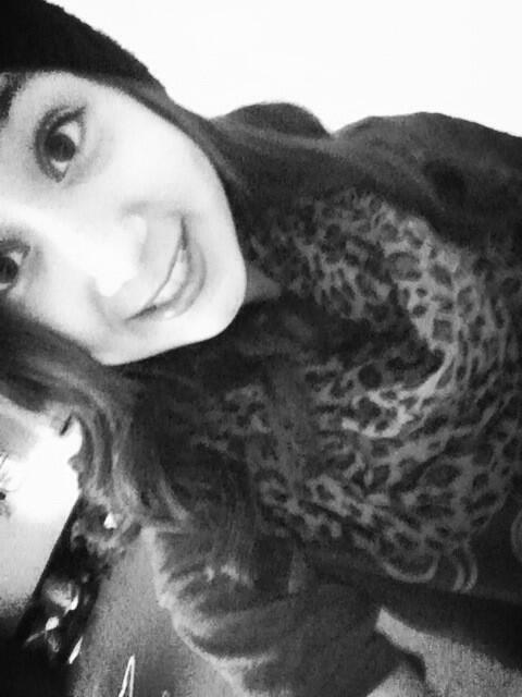Jenesa4's tweet photo. The days, when I actually feel confident in my own skin..<3 http://t.co/MWaJuiH5AK