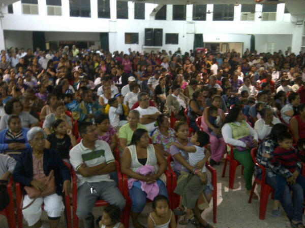 jiga54's tweet photo. @PaulCarrillo2 evaluación @RED_CIUDADANA_ de Enrique peraza Andrea millan miércoles 7 de marzo http://t.co/6aSZhbIjVV