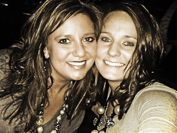 alysonrh3's tweet photo. @stackhouse22 #throwbackthursday #LoveMyCake http://t.co/G0TfwF5eoB