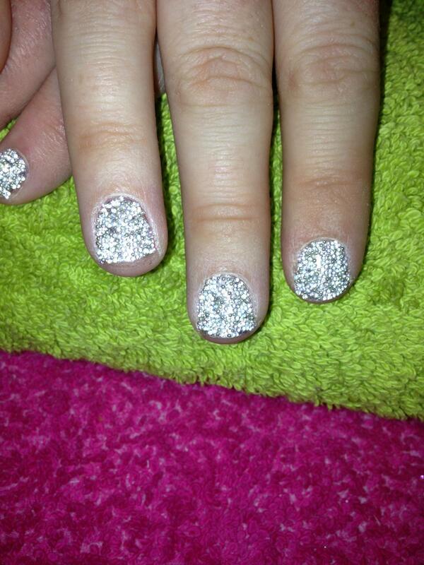 belles_b's tweet photo. New Caviar nails just £10...x http://t.co/ov3u6bOqyd