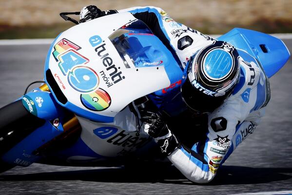 DiegoSilvente's tweet photo. That's a nice one. Cool pic from today's action @axel_pons killing it!!! @NiTEKhelmetsEU @Tuenti @DanrowRacing http://t.co/nL5kKd5boQ
