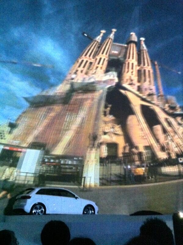audispain's tweet photo. Ver, oír, sentir. #A3Experience en Barcelona http://t.co/zmfLa1M0Dw