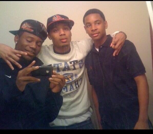 PapiLano's tweet photo. @ELJefeROB @Supa_Juicee Y'all remember this? http://t.co/MMXKJXklPK