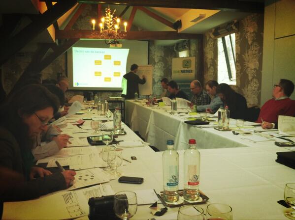 stevenV_be's tweet image. Het wat TOP !“@Goalpartner1: Geert Sinnesael in actie! #goalpartner #balanslezen http://t.co/9NL9VMMjKo”