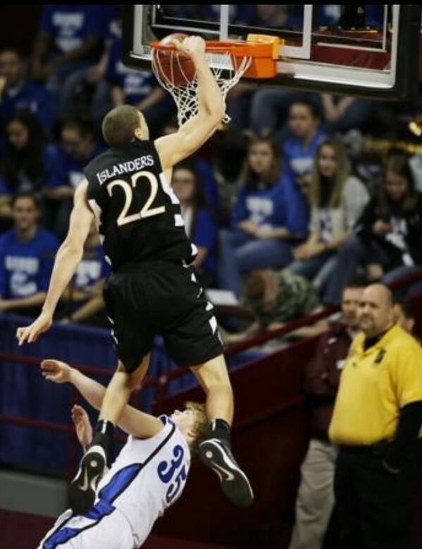 JeremyKoffi's tweet image. #DunkFace #BrandonKnightTake2