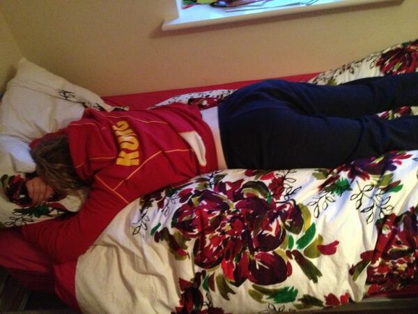 ellieb0408's tweet image. @_CathyG_ can&apos;t handle the varsity hype #sillyfresh #varsityproblems