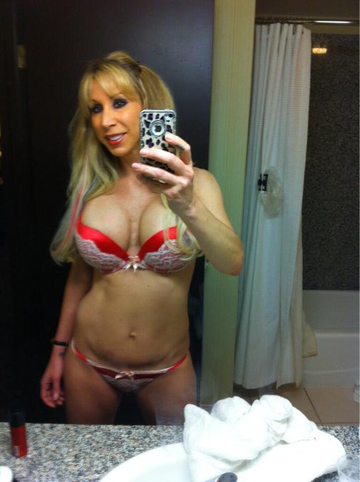 How do I look http://t.co/uzAJmMIUSE