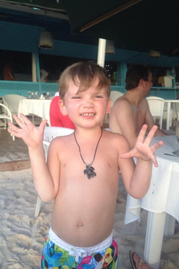 Kelly Roberts tweet media