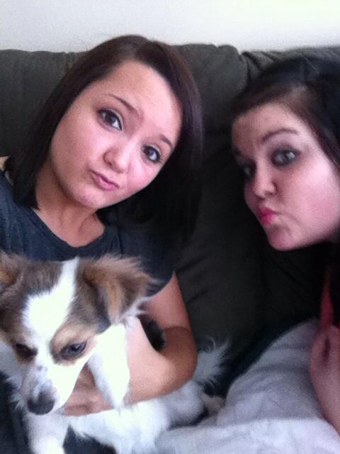 KaylaMaray17's tweet photo. Puppy (: @maleiaDawn_ http://t.co/DarKD0ca3f