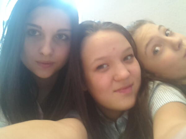 Nusya99Pochet's tweet photo. I loove you!!! My dear girls!!!!:*** http://t.co/WKGXSUc0kr