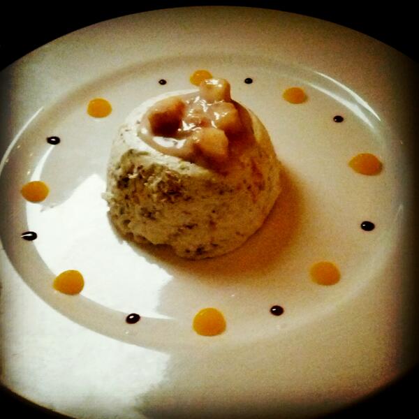 th3hungrycat's tweet photo. Nougat glâcée @loirerestaurant. Mmmmm http://t.co/wt5IwHLhcZ