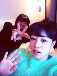 miemmF's tweet photo. みおちんの手って可愛いよなぁ♡何かちっちゃい(笑)♪ http://t.co/LJsxbk5xqN