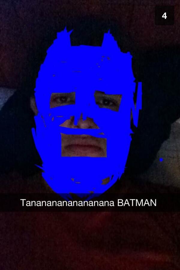 isagf_96's tweet photo. " @carlota_riv: Según @fersuinagal es Batman!! #NoManches #QueOso " http://t.co/2Mot845ONH