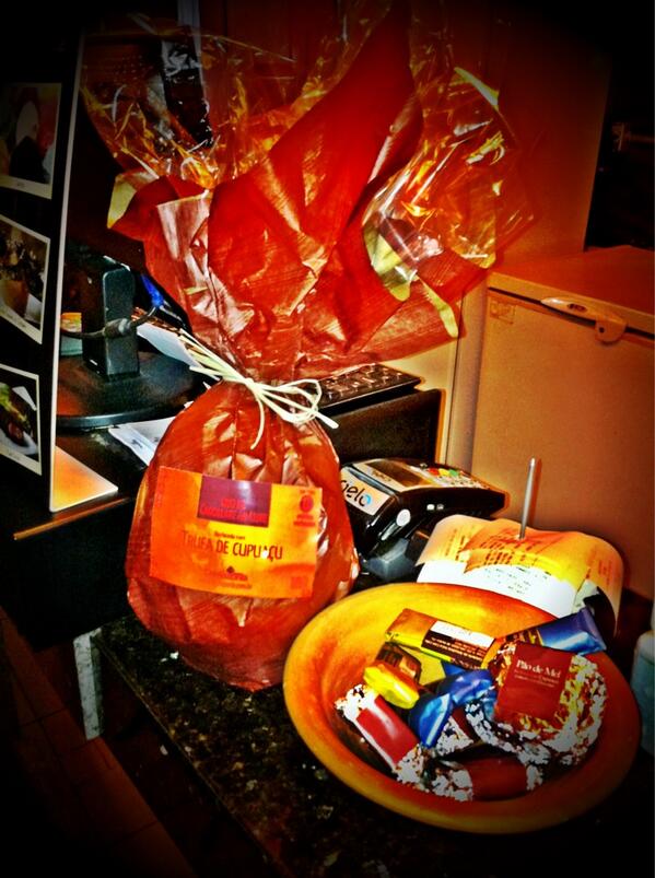 Já comprou seu ovo de páscoa? Temos sabores exclusivos, como trufa de cupuaçu,castanha, nutella, brigadeiro..Delícias