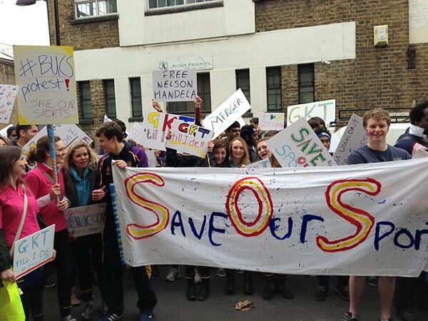 oscarbarnick's tweet photo. @MailOnline help us out...the doctors of tomorrow want to save our sports teams from @BUCSsport #BUCSprotest http://t.co/MloV4F3USe