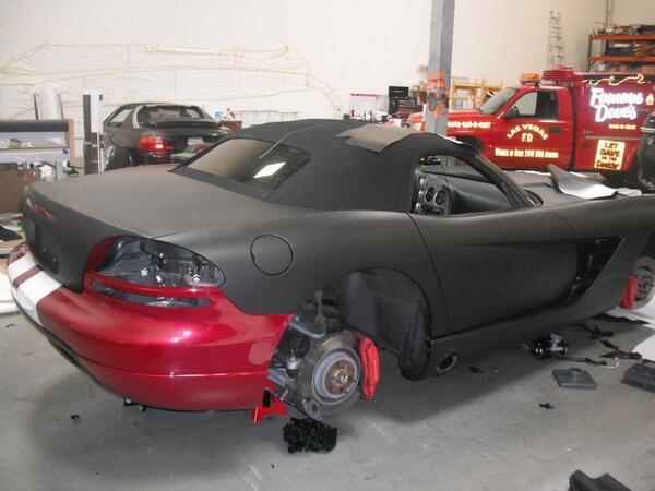 RahulSaini's tweet photo. Viper Matte Black Color Change
Complete Matte Black Color Change by GeckoWraps!!! http://t.co/Zl3hU0dDck