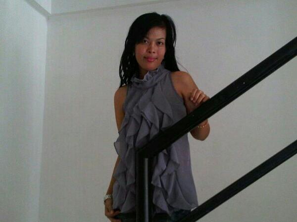 seenta_yuli's tweet photo. Otw kondangan.. http://t.co/SCRilI9WD1