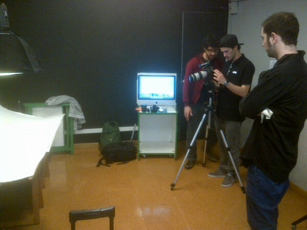 bekindoptic's tweet photo. Shooting new collection @TRNPHOTO http://t.co/8vnXEqlqpV