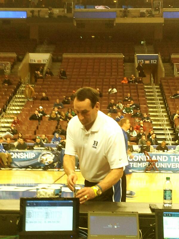 RinglandJeremy's tweet photo. I was ten feet away from the greatest college basketball coach of all time! #Unreal #CoachK http://t.co/FwpcLSLG6o