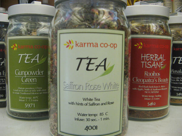 KarmaCoop's tweet image. Karma's revamped bulk t section! New jars, labels &amp;amp; selection! Thnx 2 @theteastylist 4 her time, energy &amp;amp; expertise!