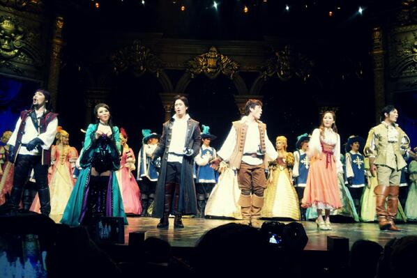 leemisun21's tweet photo. 삼총사  오랫만에 정말 재미있는 뮤지컬을보았다. 
스토리도단단하고 박진감넘치는 좋은작품이었다. http://t.co/4pwEdcd9R7