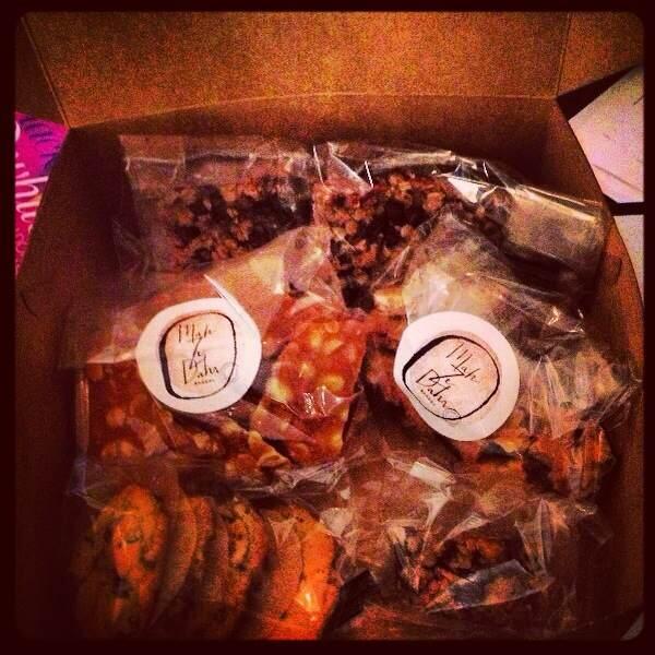 Fergie's tweet photo. Thank you @HarryJoshHair 4 the sweet treats from @MahZeDahrBakery. #heaveninabox http://t.co/85zW0o9RBT http://t.co/X1Ue0mnl0m