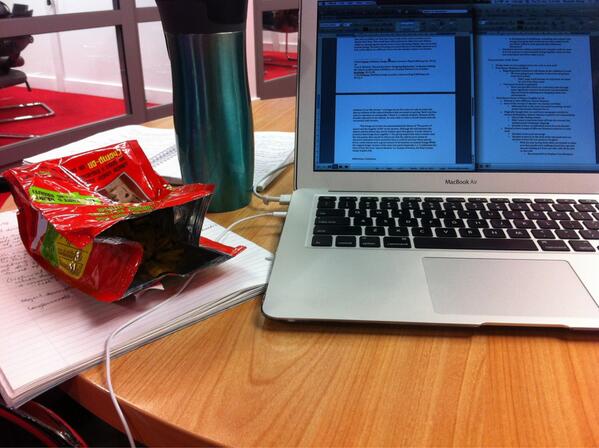 zomg_michelle's tweet image. Saved by the llamas... #hungerpains #libraryissues #studentlife