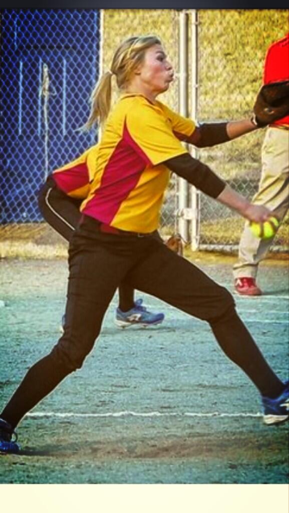 SauraSoftball's tweet photo. http://t.co/FgswnZdQcX? http://t.co/8n6XX6VVwk