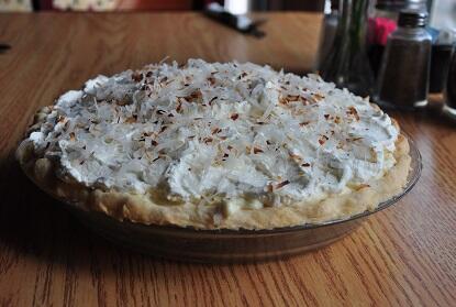 FiddleheadPizza's tweet image. Boss Lady does dessert!  Bavarian Coconut Cream Pie with scratch crust!