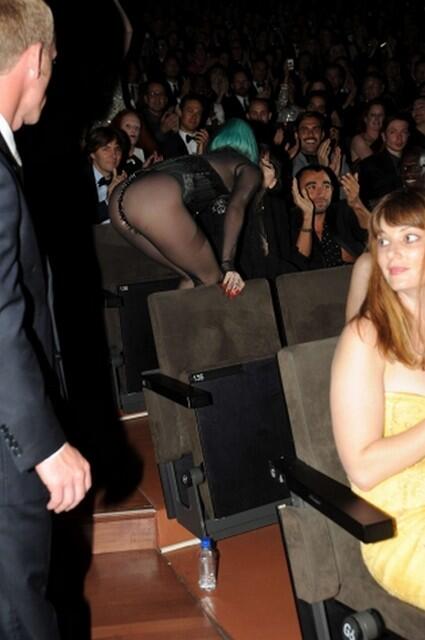 GagasFatAss's tweet photo. Ed wants that ass. Who doesn't tbh http://t.co/WNkX5mDRdP