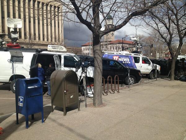 adamknapik's tweet image. Media outside the El Paso County Sheriff Office #tomclements