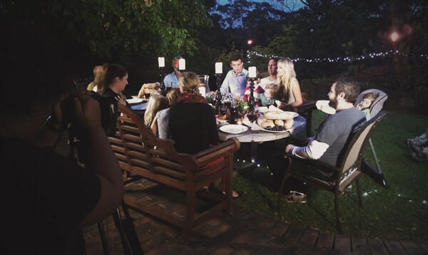 LukeMunns's tweet photo. Filming an epic banquet scene for @HopeUC Easter services with @4bmediatv team. http://t.co/OGlWVrPQXt
