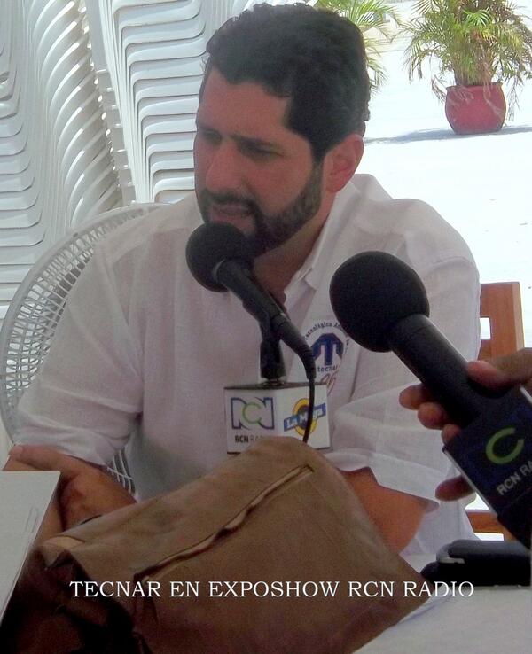 PrensaTecnar's tweet photo. TECNAR INVITADO ESPECIAL EN EXPOSHOW DE RCN RADIO 2013 @DionisioVelez @LAURYLINDO http://t.co/qmK4ZqyQy2