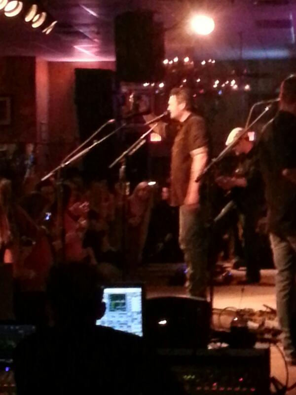 WSSL100's tweet photo. Freakin' @blakeshelton with us @blindhorse @EllisWSSLFM http://t.co/OEOV2XgRxp