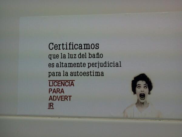 eme_toscano's tweet photo. Me declaro ultra fan de las pegatinas de Licencia para advertir que hay en la #fcom, sobre todo de esta: http://t.co/ESxfBPEV1W