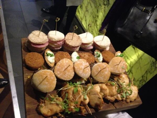 ZoodleLaura's tweet photo. More delicious canapés courtesy of @Harddaysnight1 at our CPD accredited seminar #zoodleevents #tasty #networking http://t.co/qB5f816kBv