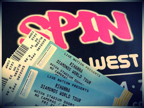 SPINSouthWest's tweet photo. So who'd like a pair of @Rihanna tkts???? Just follow us &amp; RT #RihannnaSPINSW to #win http://t.co/xUxfPHpff6