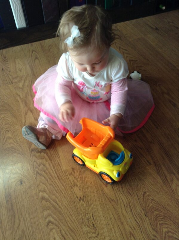 Dr_StarrMoss's tweet photo. @Lilys_Tweet_Pad has been too busy being One Year Old, so I'm going to cover for her recent absence from twitter. http://t.co/AS82PCYoqo
