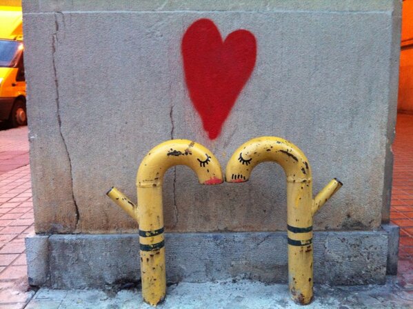 cienloren's tweet photo. ¡Amor por doquier! http://t.co/Xq4J4DI87Q