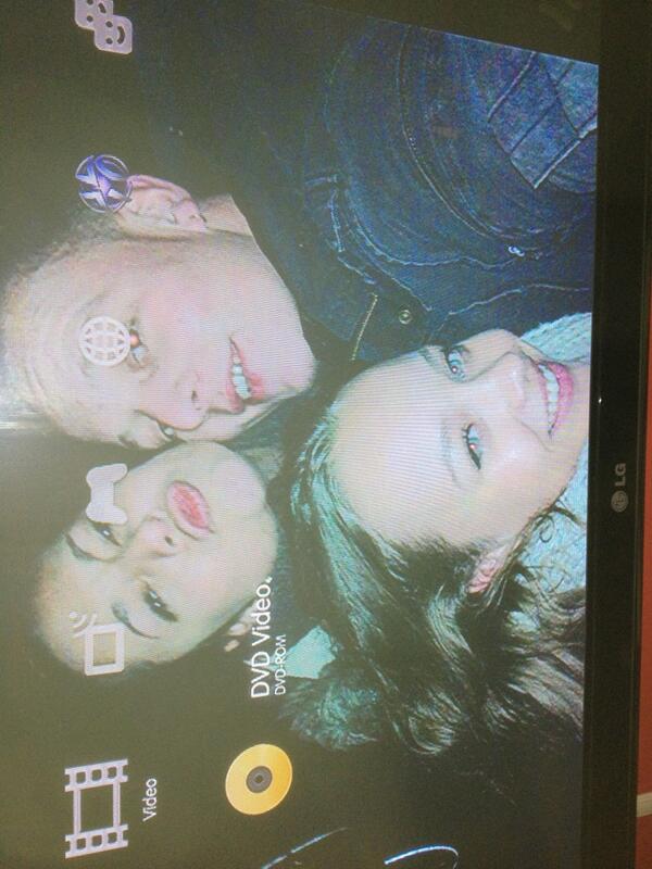brianvdlinde's tweet photo. Kijk wat ik op me playstation vind @DIONEDV @ChanelvKessel http://t.co/qjsDDo4qhc