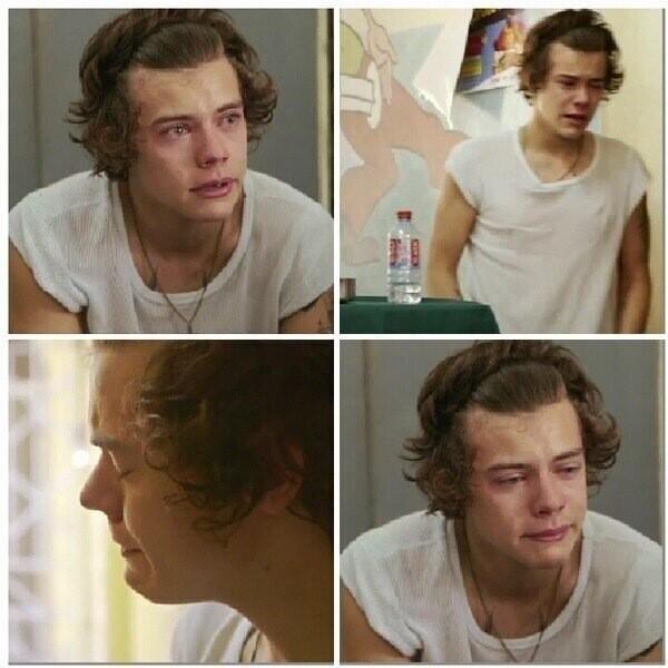 fearlessxhabit's tweet photo. "manwhore" "womanizer" "he only cares about his fame" "villain of the year" http://t.co/GncYzf2DpB