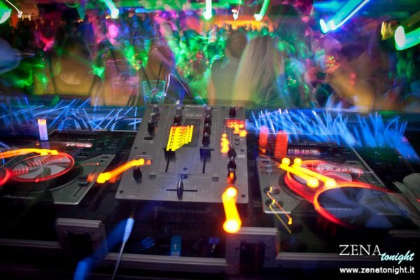 Zenatonight tweet picture