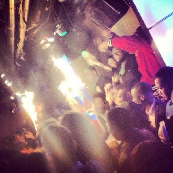 Pure_Persuasion's tweet photo. Y'all missed out on #MuseFridays. My largest table popped 7 Moët bottles @VELMONEY. http://t.co/f5WsK3qLpK