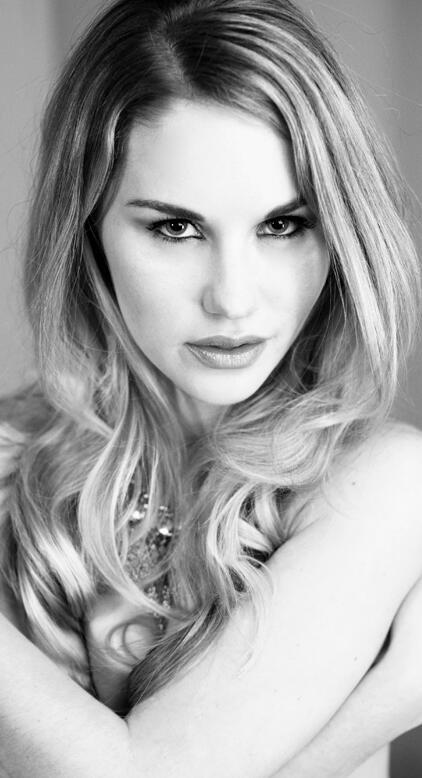 Brittany Bardot Nude Photos 40