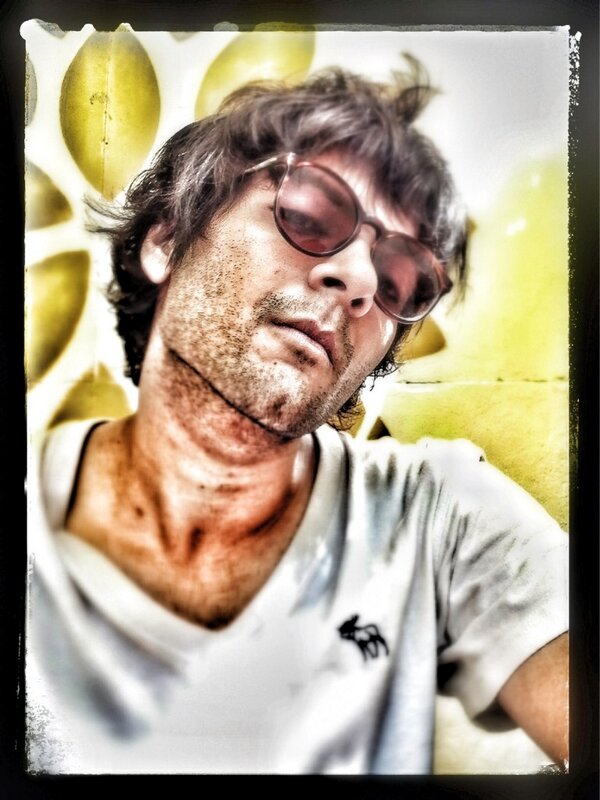 alifazal9's tweet photo. dats a tiny peek into zee future... hehe.. #fuckrey da fitoor kaayam hai.. saste mein khelgaye lootere.. abhi hum! http://t.co/gmbUjbuLjW
